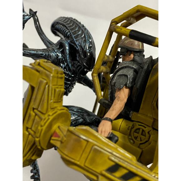 XBOX 360 Aliens Colonial Marines 2013 Microsoft SEGA Collectors Edition No Game - Picture 8 of 10